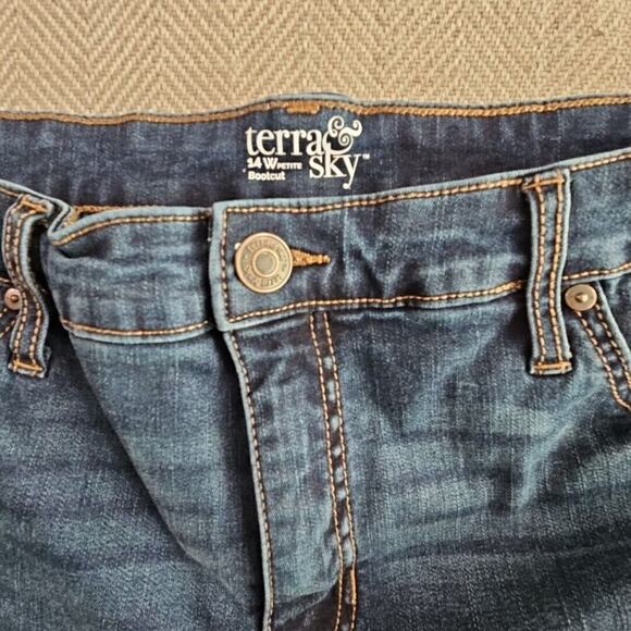 Terra & Sky Jeans Women's 14WP (34x29) Petite Core Bootcut Dark Wash Blue - Picture 13 of 16